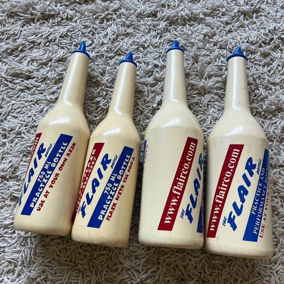 Set Of 4 The Flair Bartender Practice & Performance Bottles Official Brand - Picture 3 of 8